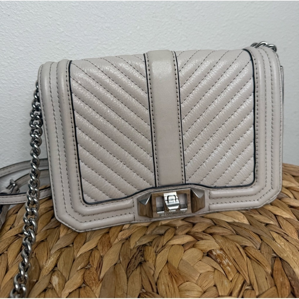 Rebecca Minkoff Purse Chevron Quilted Small Love Crossbody in Perla Pale Grey - Picture 4 of 14